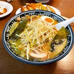 麺屋 いろは - ネギみそラーメン(中盛)    ¥800+100-