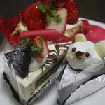 イチゴ屋けんちゃん&モントロー - ケーキ