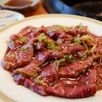 萬寿苑 - 肉感が美味しい、ロース