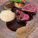 イレール人形町 - 牛ステーキ マスタード・ソースが最高♪