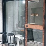 Coffeedot - お店入り口