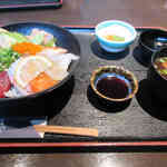 弐 - 海鮮丼酢飯