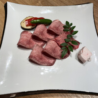 北新地 肉料理 名門 - タン