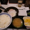 Yoshinoya - ハムエッグ納豆定食404円