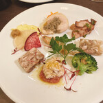 横浜馬車道 旬の肉料理イタリアン オステリア・アウストロ - 前菜の盛り合わせ