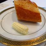 綱町三井倶楽部 - バケット