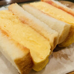 Sandwiches - 厚焼きたまごサンド ¥380-