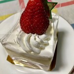 新宿高野 - Xmasショートケーキ（648円）