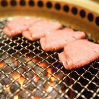 焼肉 銀座コバウ 特別室 - タンの焼き方よ…！