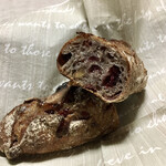 パンやきどころ RIKI - ベリー ノア ブラン ¥220+税