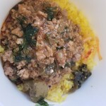 SPICY CURRY 魯珈 - ディルキーマ～生ディルと粗挽き鶏豚とピクルスのキーマカレー～