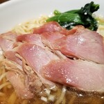 横浜中華街 揚州飯店  - チャーシュー、表情。