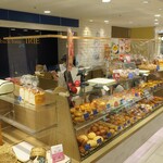 バックハウスイリエ - ”バックハウスイリエ 大丸梅田店”の外観。