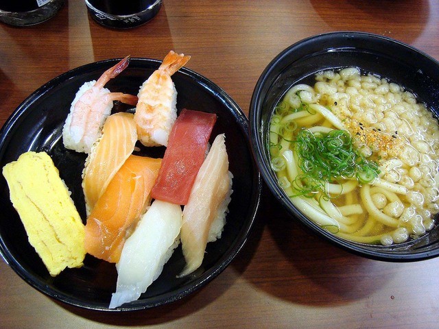 ランチ くら 寿司