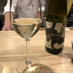 吉花 - 青み感じるキリッとした白。エチケットがタコ。面白い。