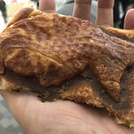 十勝あんこのサザエ - デニッシュ鯛焼き（クリームシチュー）219円（税込）