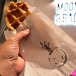 MOON & BACK Ramen Bar & Branch Cafe - 