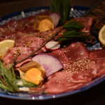 肉亭 まぼたん - 