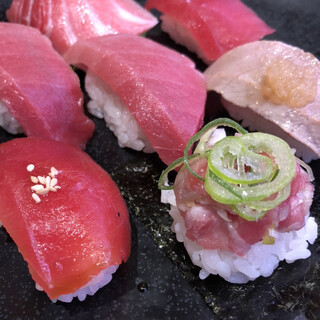 浅草でおすすめの美味しい回転寿司をご紹介 食べログ 浅草でおすすめの美味しい回転寿司をご紹介 食べログ