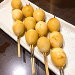 三酉屋 - うずら卵150円別