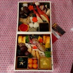 おかだ紅雪庭 - 二段重です