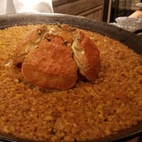 アカ - ⑫こっぺ蟹(兵庫県津居山産)のパエリア、檸檬(香川県産)
                    蓋を開けるとボワンと湯気が拡がり呼ばれて飛び出てジャジャジャジャーン！とこっぺ蟹のパエリア！
                    こっぺ蟹の薫りが濃厚で旨みの津波に翻弄されます