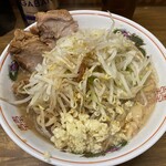 ラーメン二郎 - ラーメン小豚（800円）