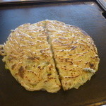 Okonomiyaki Ikoi - もち・ぶた玉うどん入り