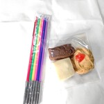 かおり菓子店 - ローソクとクッキー