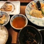 Shokusai Goen - ごえん定食