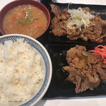 Yoshinoya - W定食（牛皿・牛カルビ）698円+10%
                        とん汁変更　120円-30円（SNクーポン）=90円+10%