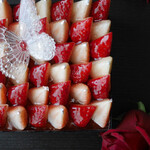 ete - 苺と蝶の飴細工