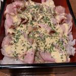 創作麺工房 鳴龍 - チャーシューご飯