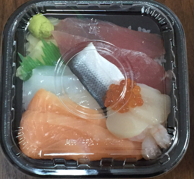 浜っ亭丼丸 一宮店 島氏永 海鮮丼 食べログ