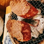 本格肉料理 丸小 - 