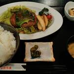 ホテルルートインコート - 料理写真:和風ハンバーグ定食