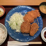 Katsumugi - たわやかヒレとチキンカツランチ　880円