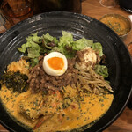 SPICY CURRY 魯珈 - 