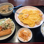 中華料理 福亭 - 本日の日替わり定食　¥650
            （エビの玉子炒め）