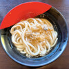 伊予製麺 - 大阪名物かすうどん並