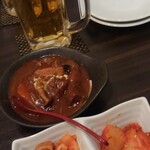 SATOブリアン - シチュー、キムチ、ビール