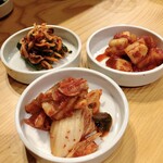 韓国食堂 入ル - キムチ