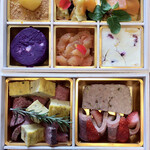 フォカッチャディレッコ500 - イタリアンおせち　上から一の重、二の重