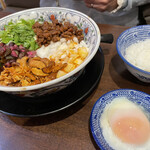 担担麺専門店 DAN DAN NOODLES. ENISHI - 料理写真:坦々麺と温玉セット