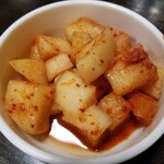 伝統韓国料理 松屋 - カクテキ