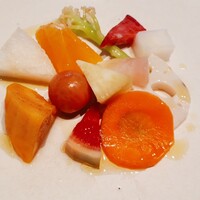 ラ・ボンヌターブル - 