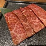 Tokachi Ha-Bu Gyuu Yakiniku Mommon - 