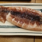 Isomaru Suisan - イカの丸焼き