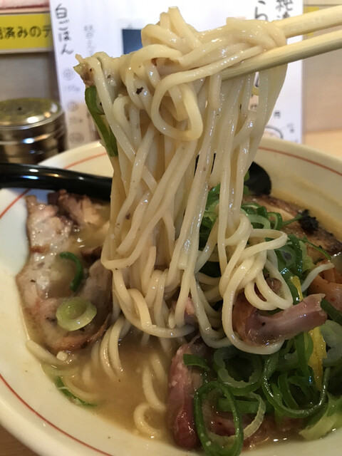 らーめんや亜喜英 あきひで 一乗寺 ラーメン 食べログ