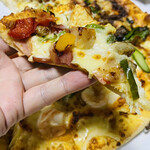 ドミノピザ - 料理写真:星付きシェフ監修極上クワトロ